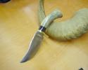 Large hunting knife made from stag elk horn with an easy to use grip.